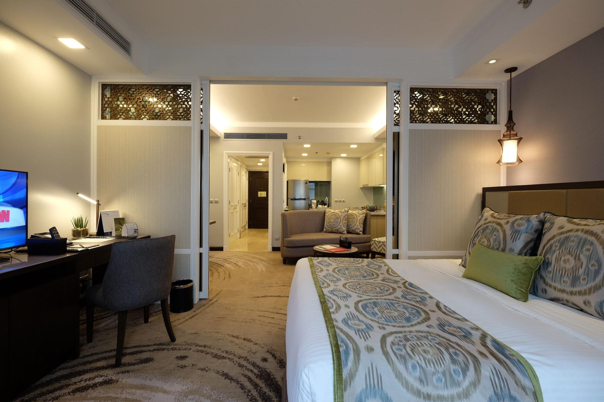 Отель Ascott Makati Макати Экстерьер фото