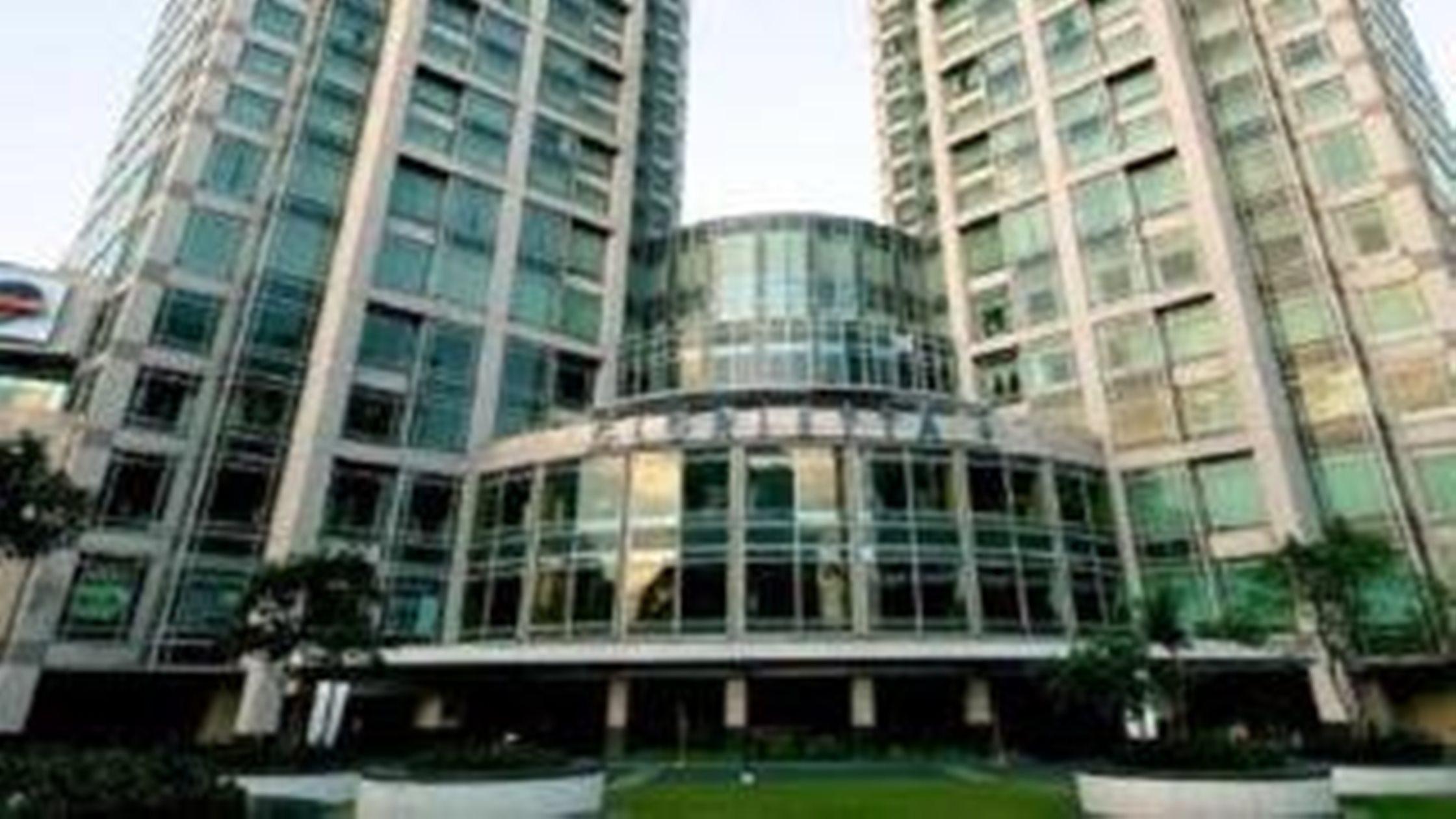 Отель Ascott Makati Макати Экстерьер фото